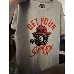 NEW Get Your Smokey On Medium T Shirt grey Smokey the Bear Fire Prevention A101